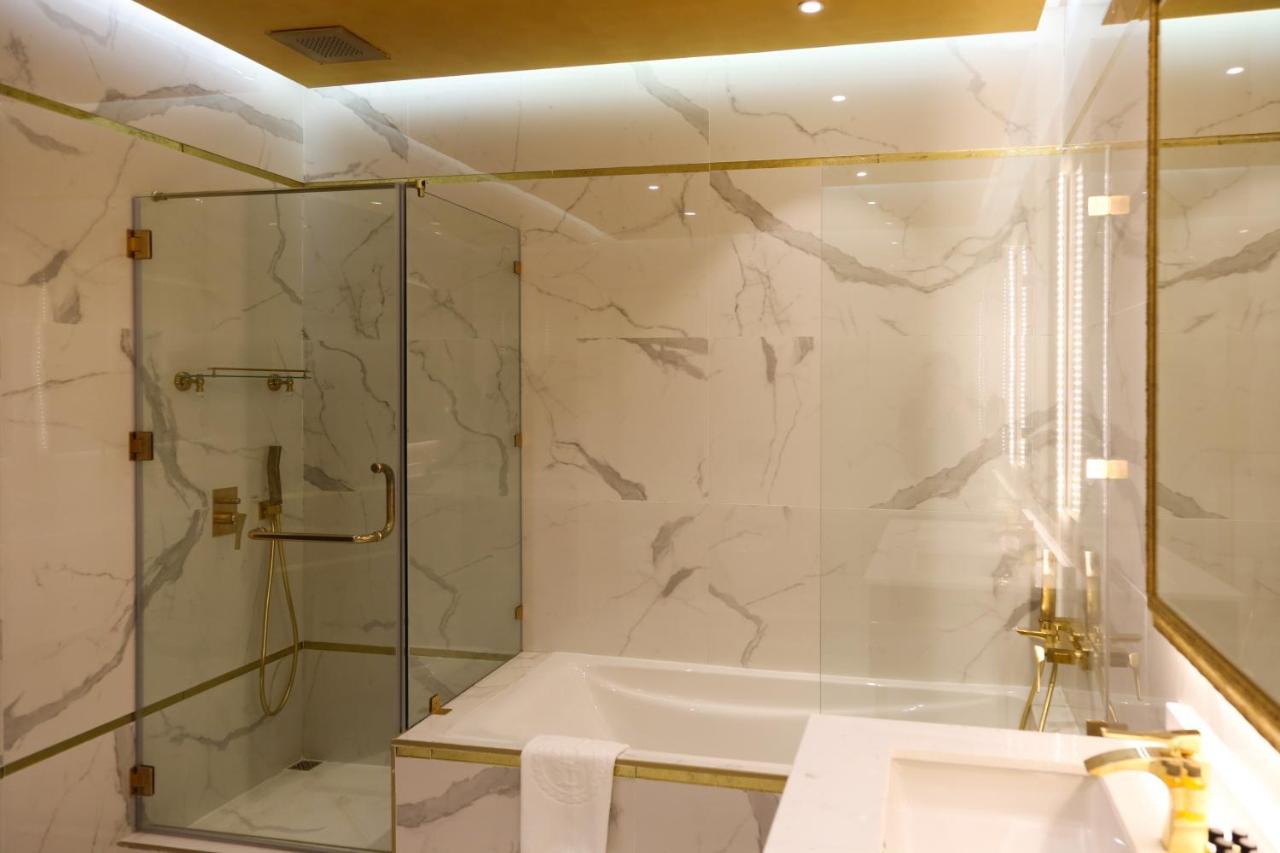 The B Premiere Hotel Doha Kültér fotó